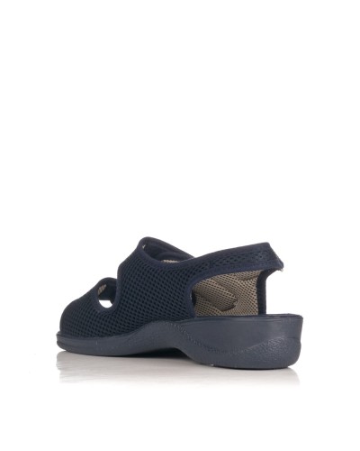 Sandalias de verano de la marca Doctor Cutillas Gracias a su confeccion en tejido elastico es totalmente indicada para pies co