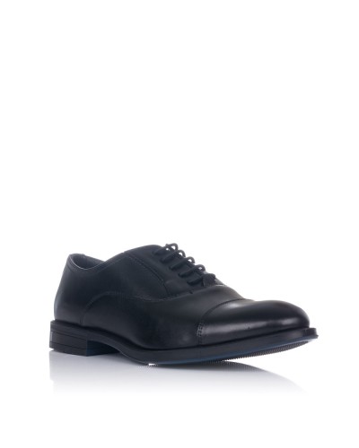 Zapato con cordones de vestir de la marca T2IN Fabricado en pieles de primera calidad que se adaptan con gran facilidad al pie